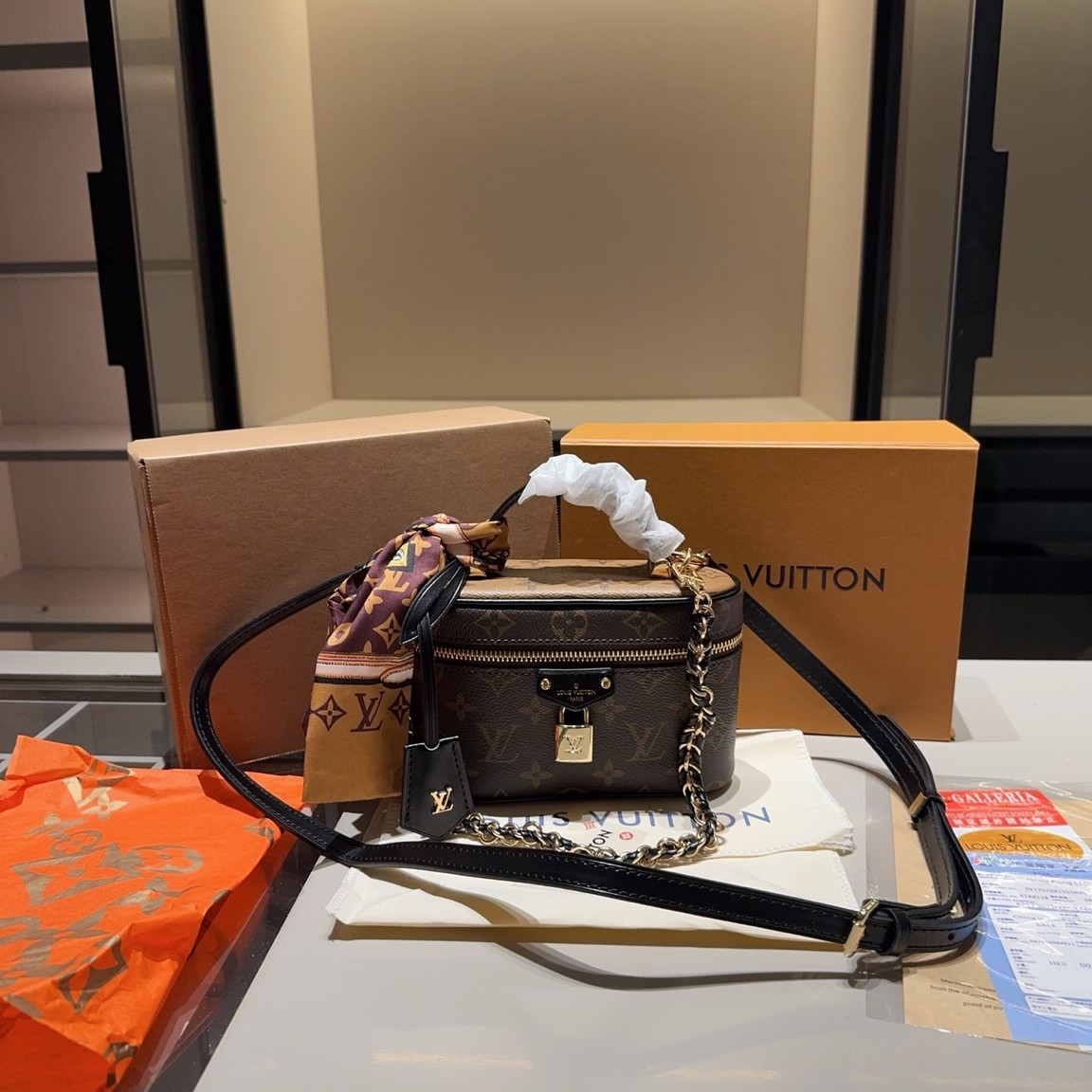 Louis Vuitton Vanity Pm Monogram Empreinte