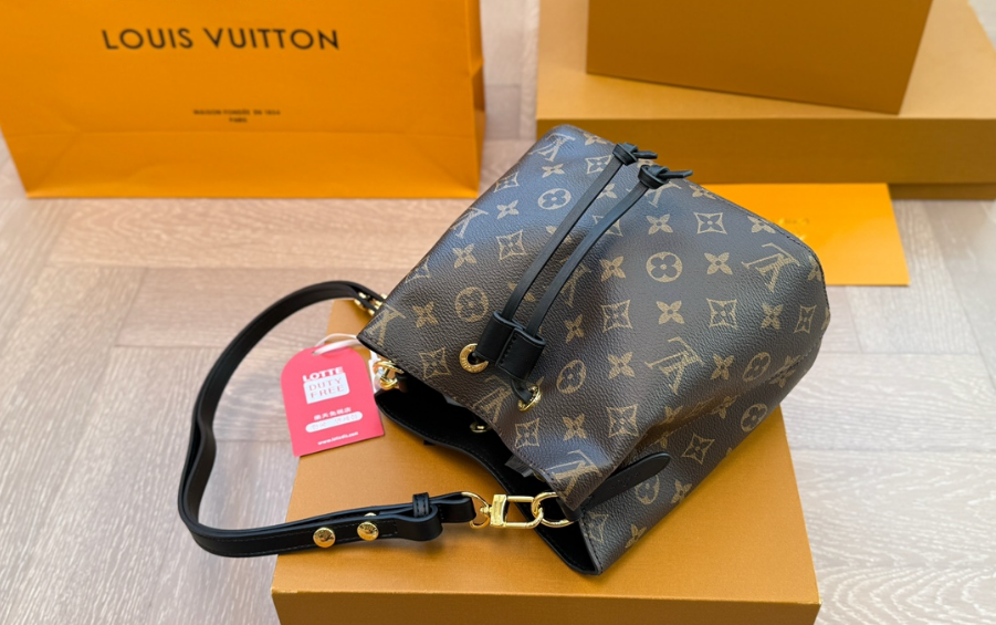 Louis Vuitton Bags