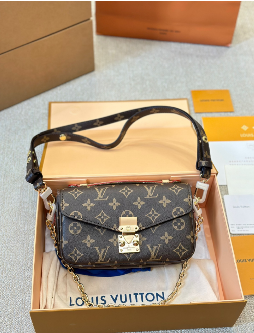 Louis Vuitton Pochette Metis East West Mini: Timeless Elegance, Modern Versatility