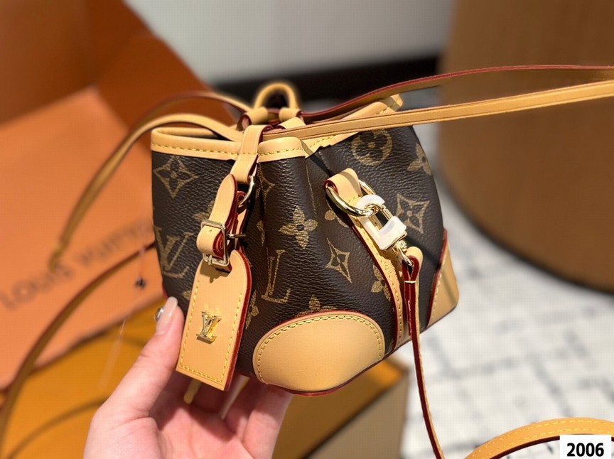Louis Vuitton Bags