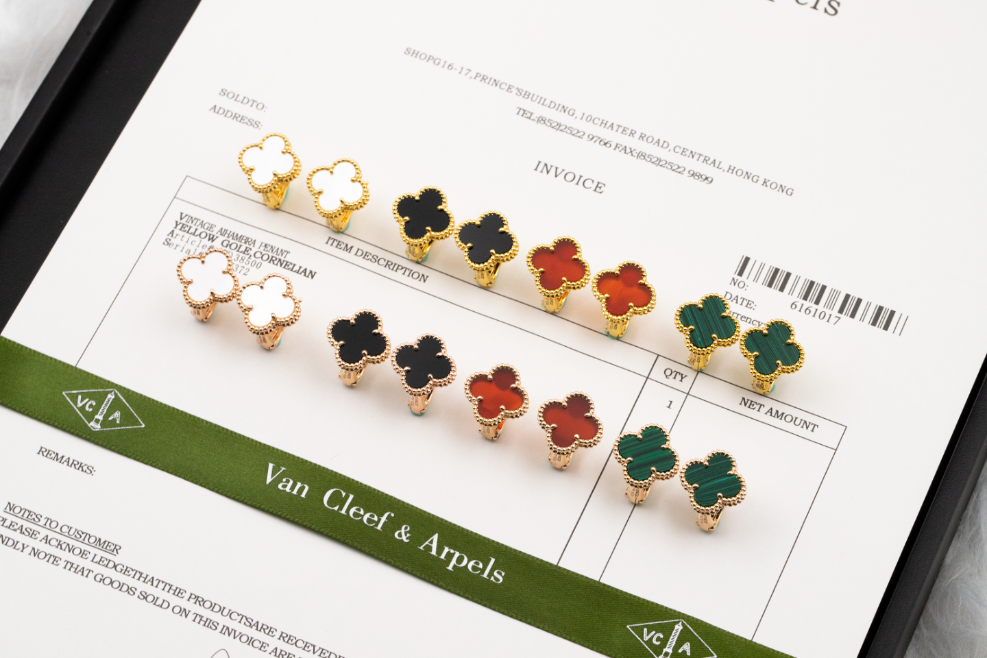 Van Cleef & Arpels Bags