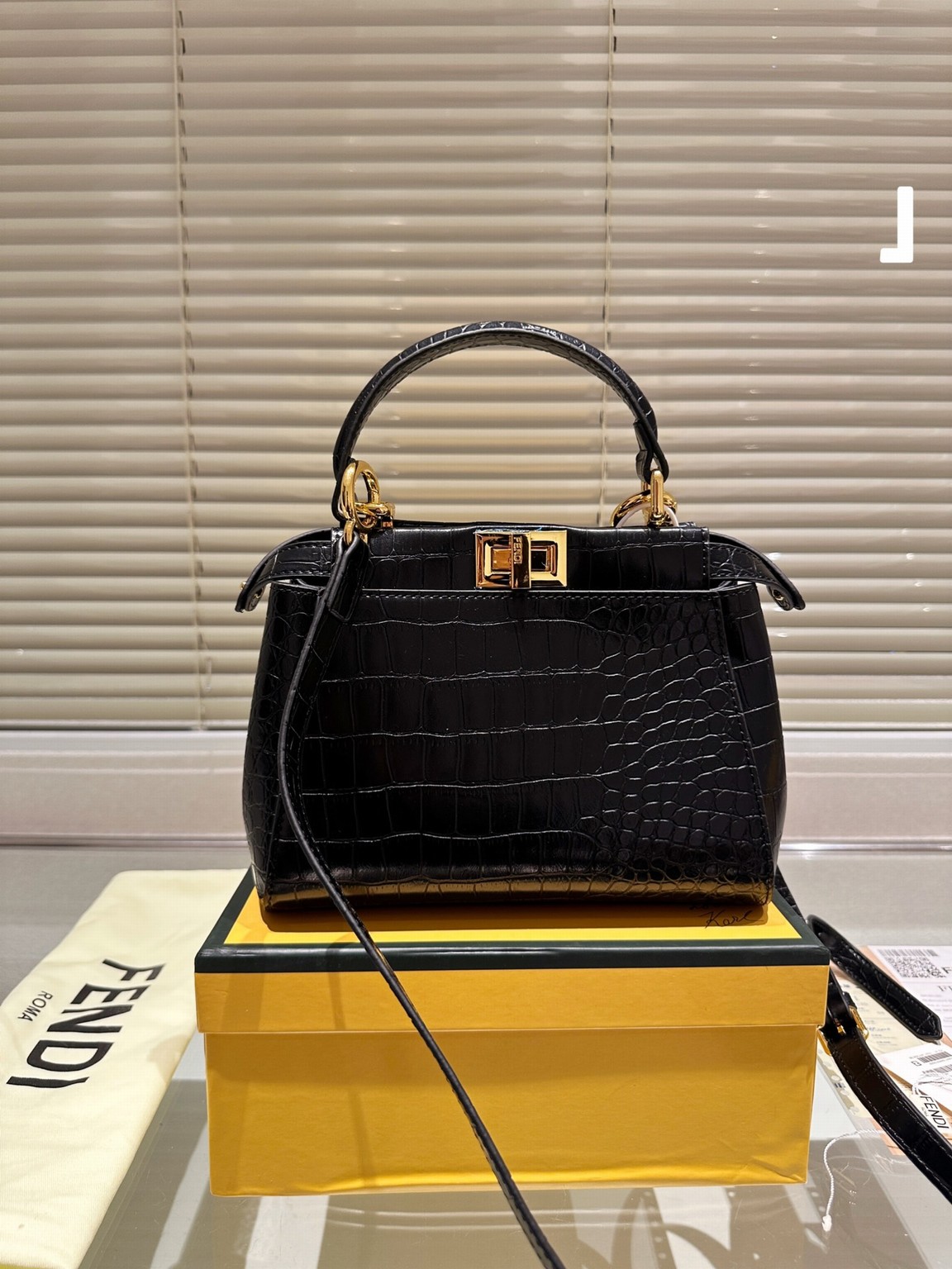Fendi Kitten Bag, Sculpted Luxury, Uncompromised Practicality