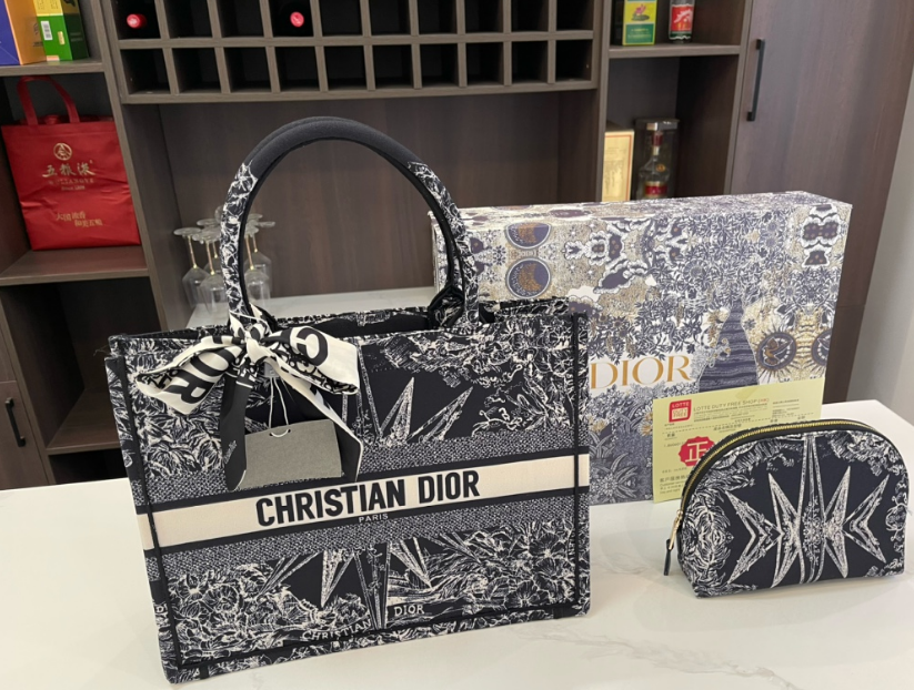 Christian Dior Bags