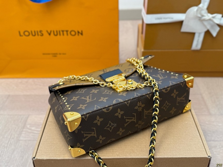 Louis Vuitton Bags