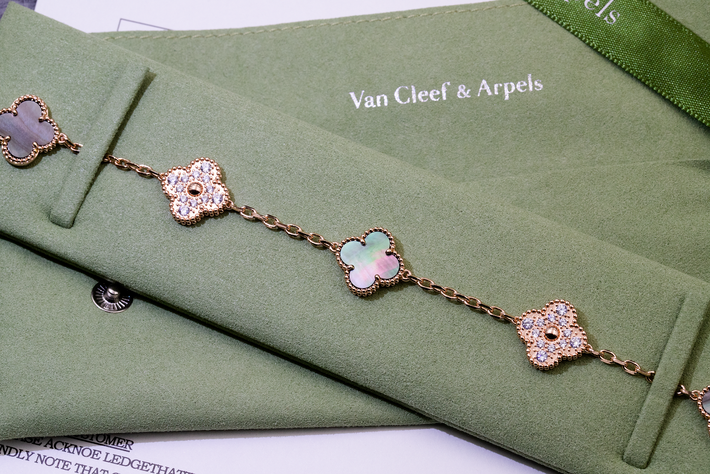 Van Cleef & Arpels Bags