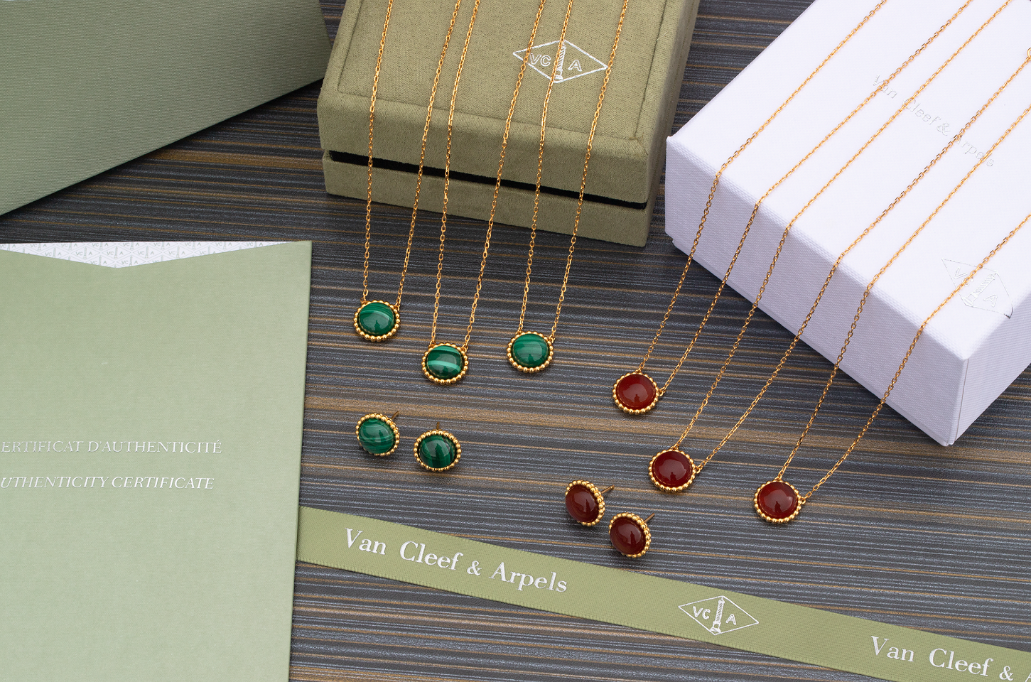 Van Cleef & Arpels Vintage Alhambra Set: Timeless Necklace & Earrings With Natural Stone, A Legacy Reborn In Every Detail