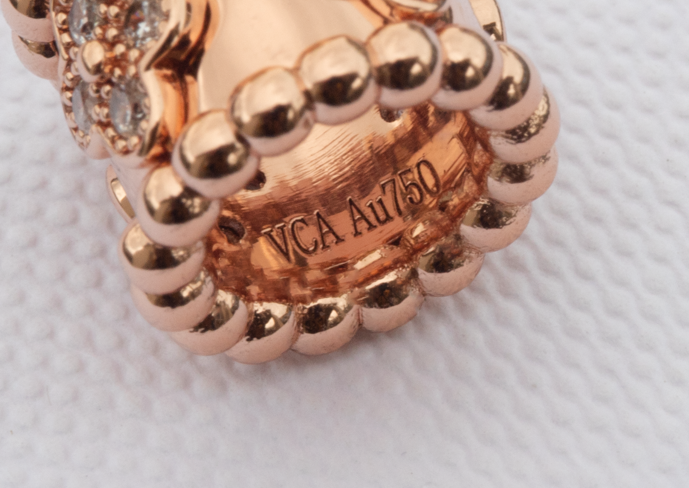 Van Cleef & Arpels Bags