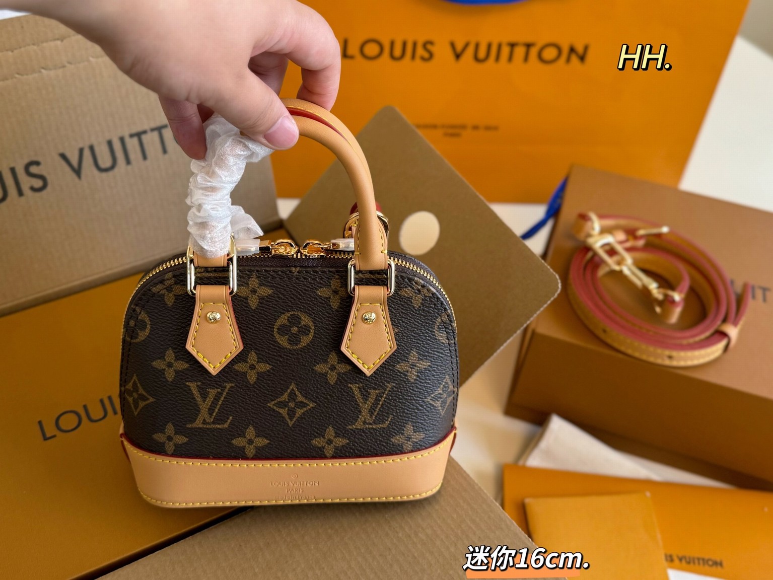 New Lv Nano Alma Bb Bag (16x13cm), A Classic Design, Minimalist Yet Stylish, Compact & Delicate Exterior With Surprisingly Spacious Interior