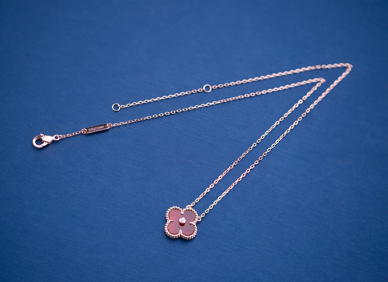 Van Cleef & Arpels Bags